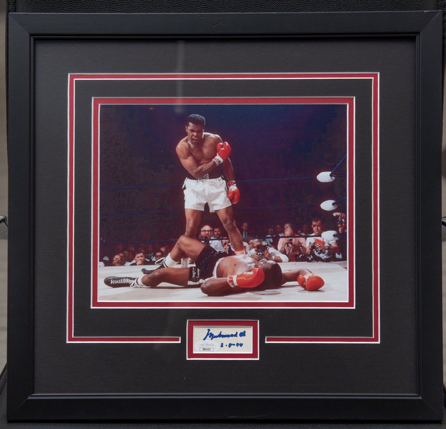 Muhammad Ali Autograph and Framed Picture