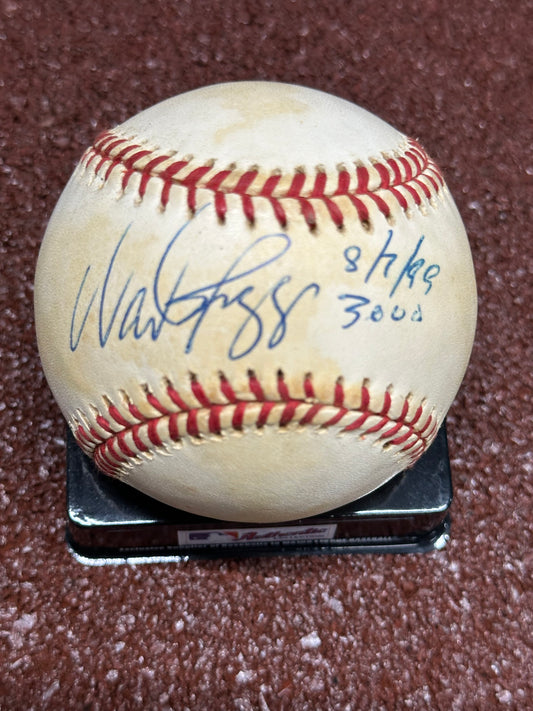 HOF Wade Boggs Autographed Baseball with 3000 hits. JSA Authenticated