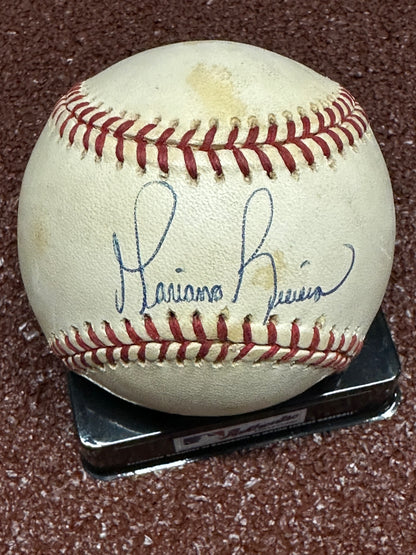 Yankee HOF Closer Mariano Rivera Autographed Baseball JSA Authenticated