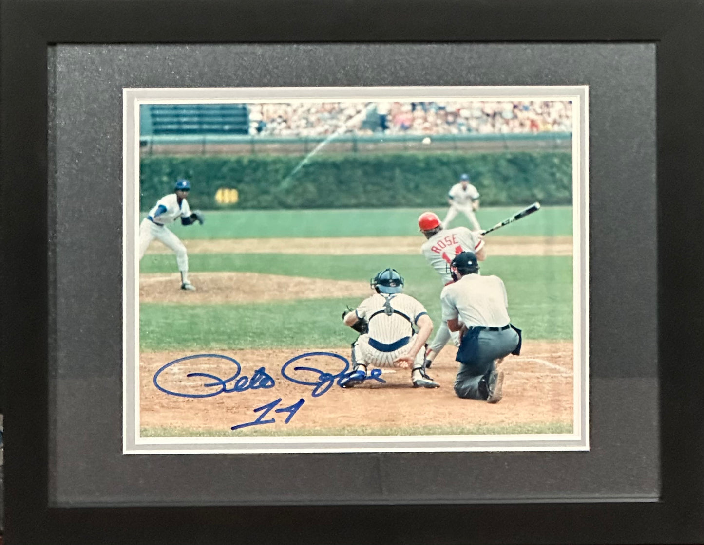 Autographed Pete Rose 8x10 Framed Picture