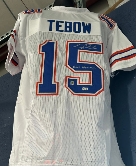 White Tim Tebow Singed UF Jersey Inscribed 2007 Heisman